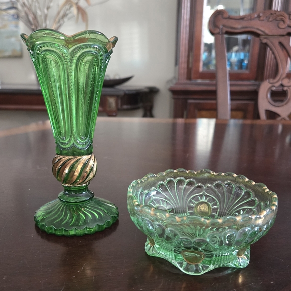 Vintage Trumpet Vase and Bowl - Picture 3 of 16